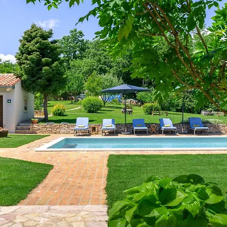 Villa Lipa