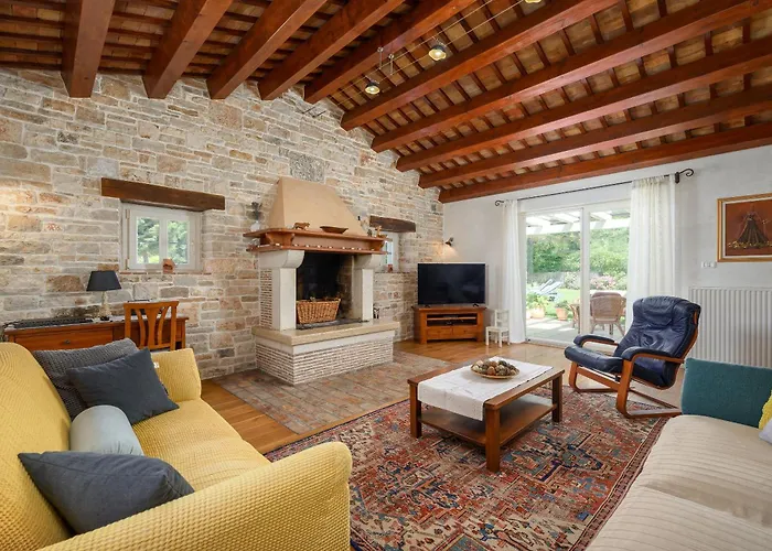 Βίλα Lipa Krnica