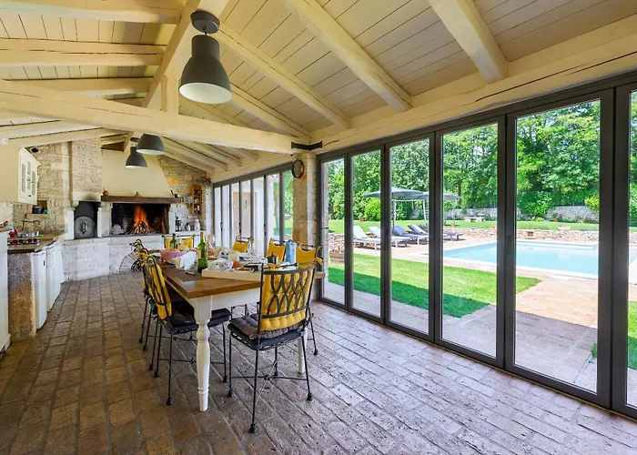 Βίλα Lipa Krnica